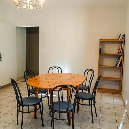Appartamento à Partager Pour 1 à 2 Personnes